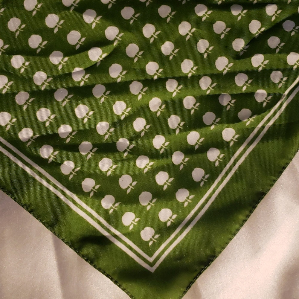 SCARF - Picture 13 of 13